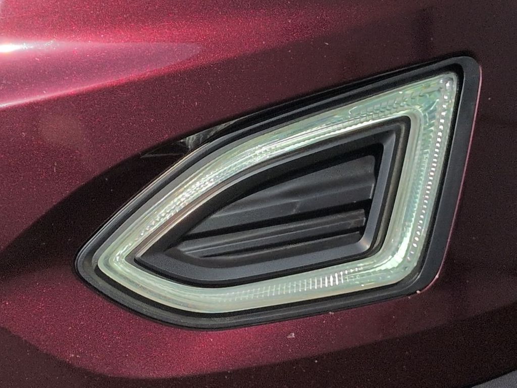 Thumbnail: 2017 Ford Edge - 24