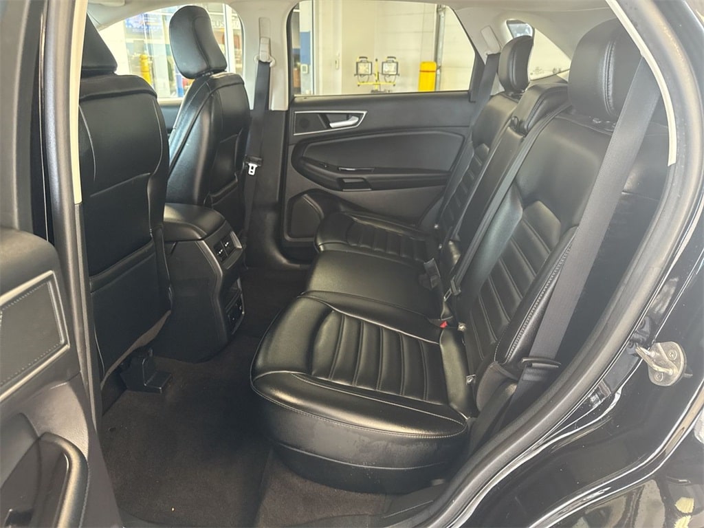 Thumbnail: 2020 Ford Edge - 29