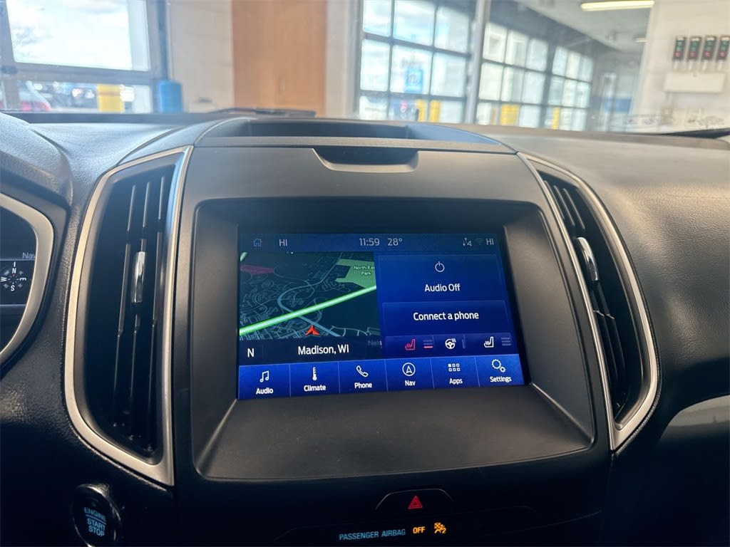 Thumbnail: 2020 Ford Edge - 16