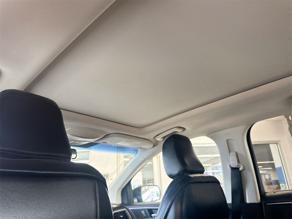 Thumbnail: 2020 Ford Edge - 28