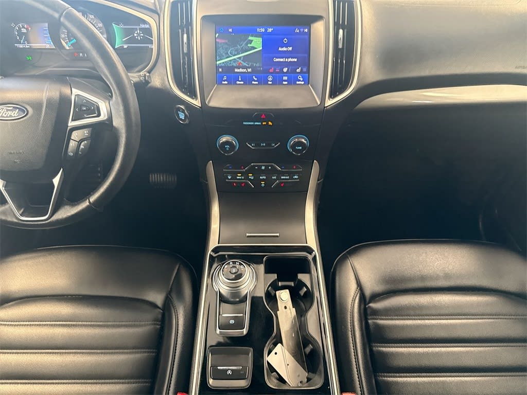 Thumbnail: 2020 Ford Edge - 15