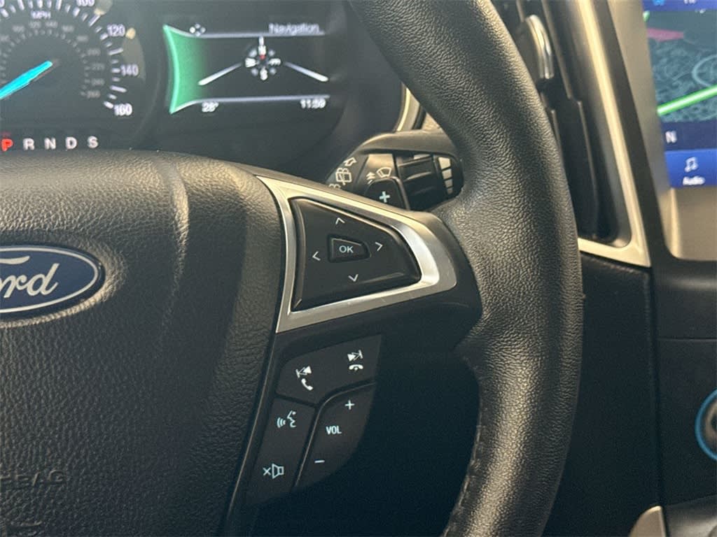 Thumbnail: 2020 Ford Edge - 32