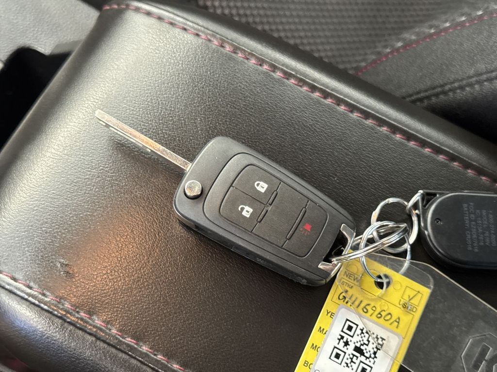 Thumbnail: 2016 Chevrolet Equinox - 20