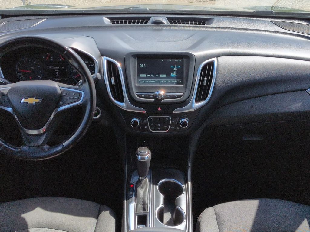 Thumbnail: 2018 Chevrolet Equinox - 9