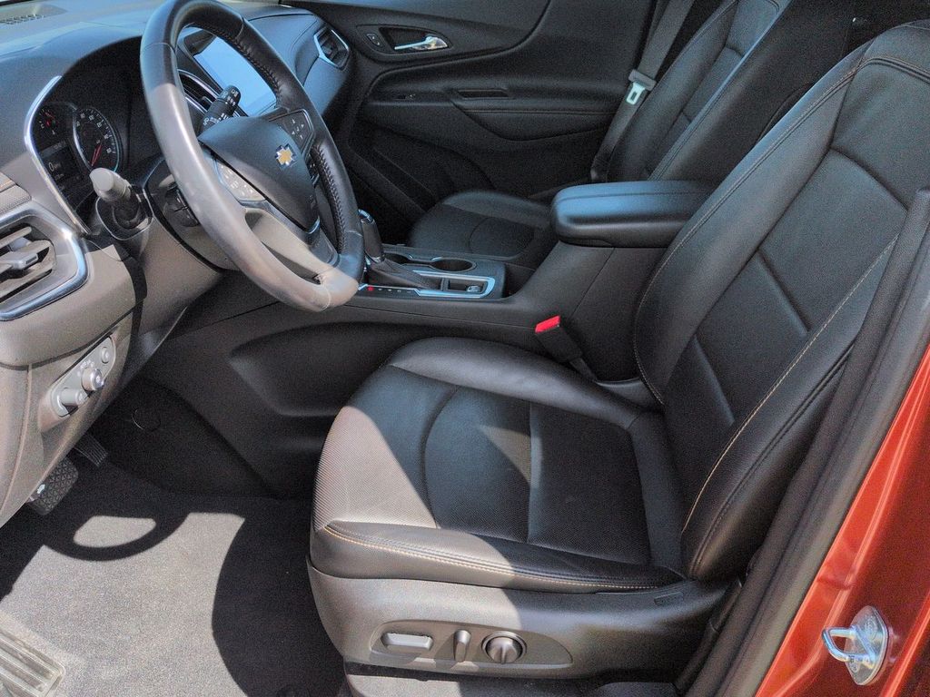 Thumbnail: 2020 Chevrolet Equinox - 10