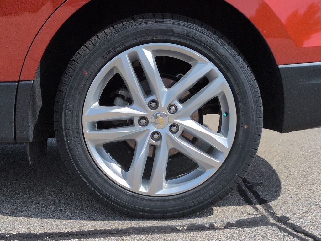 Thumbnail: 2020 Chevrolet Equinox - 8
