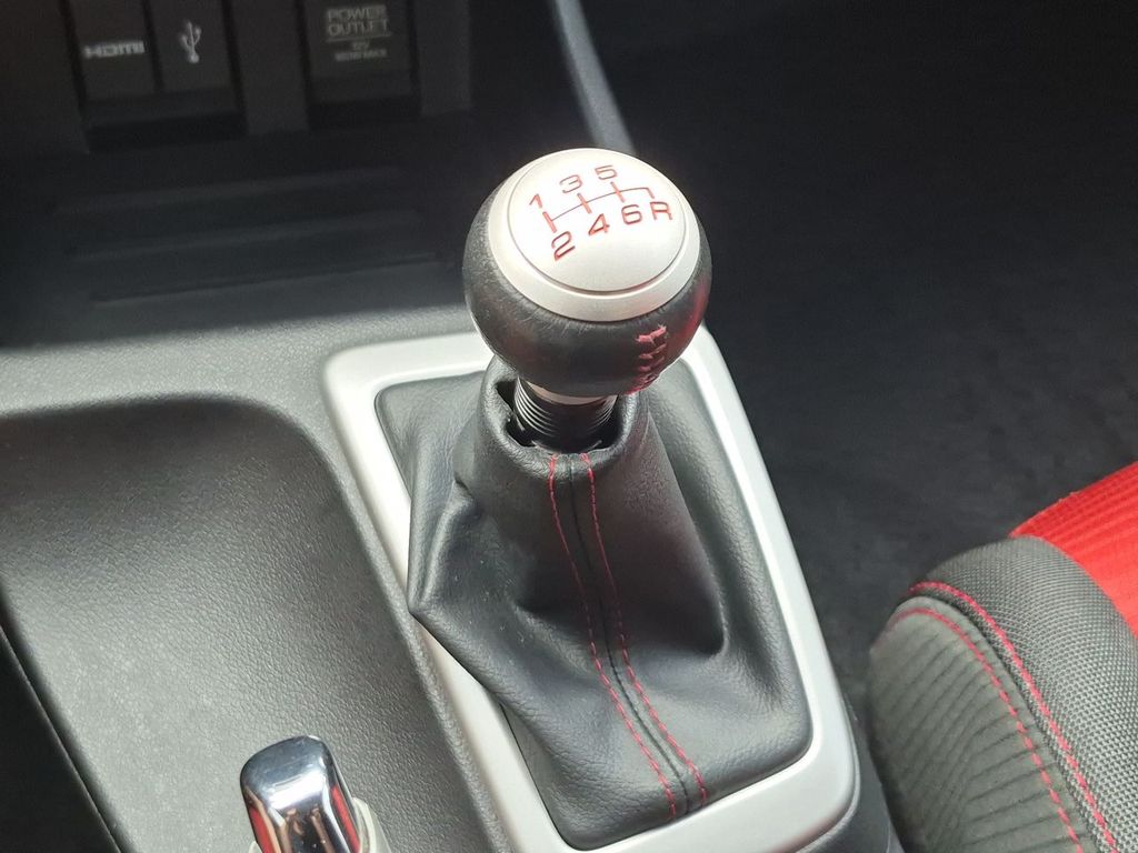 Thumbnail: 2015 Honda Civic - 15