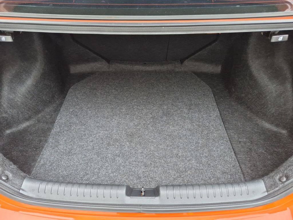 Thumbnail: 2015 Honda Civic - 17