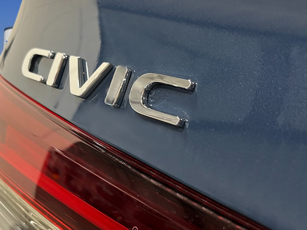 2025 Honda Civic Sport 8