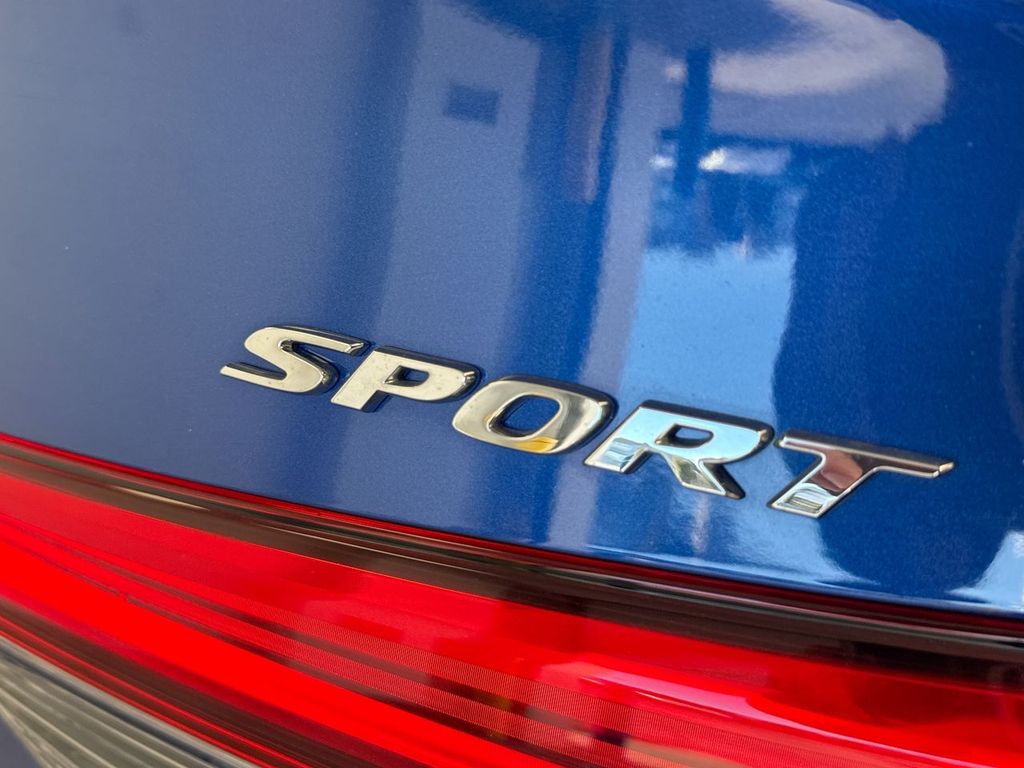 Thumbnail: 2022 Honda Civic - 6