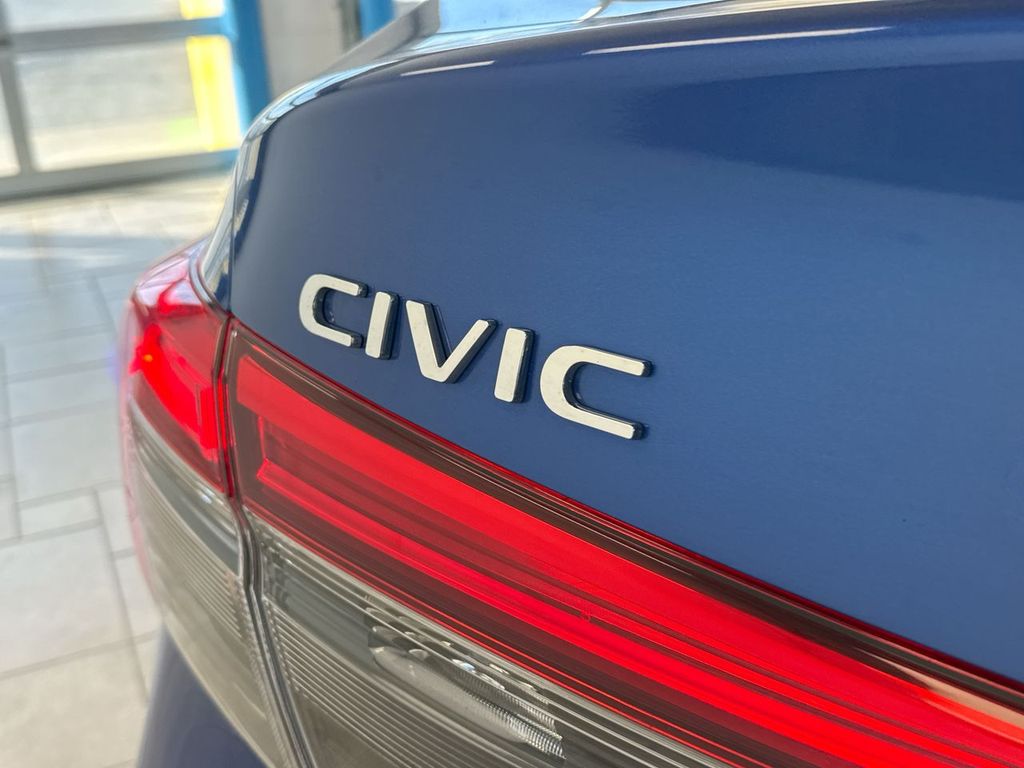 Thumbnail: 2022 Honda Civic - 25