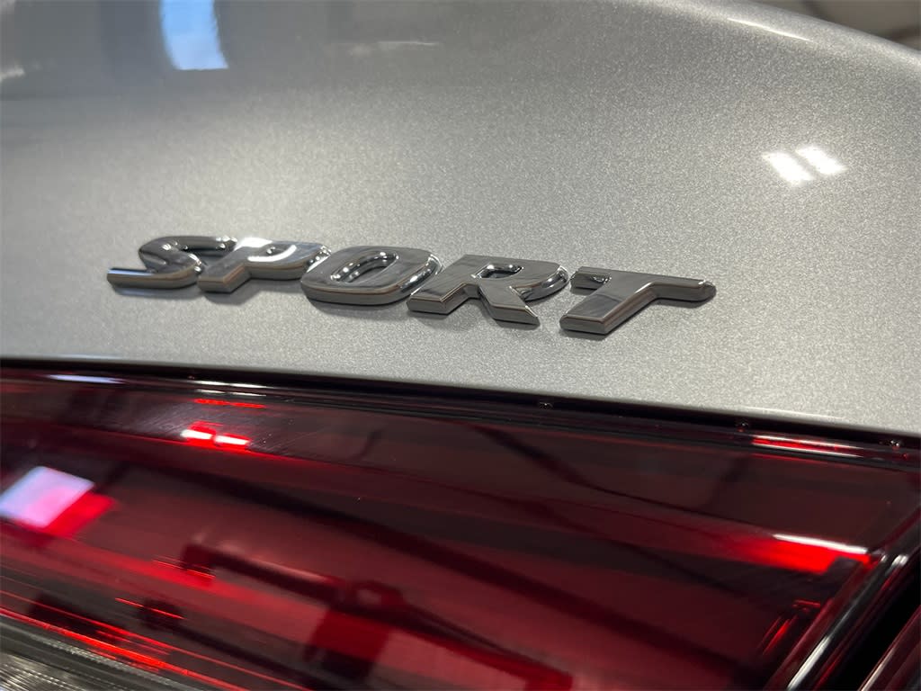2025 Honda Civic Sport 16