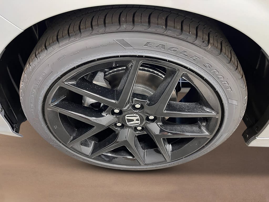 2025 Honda Civic Sport 8