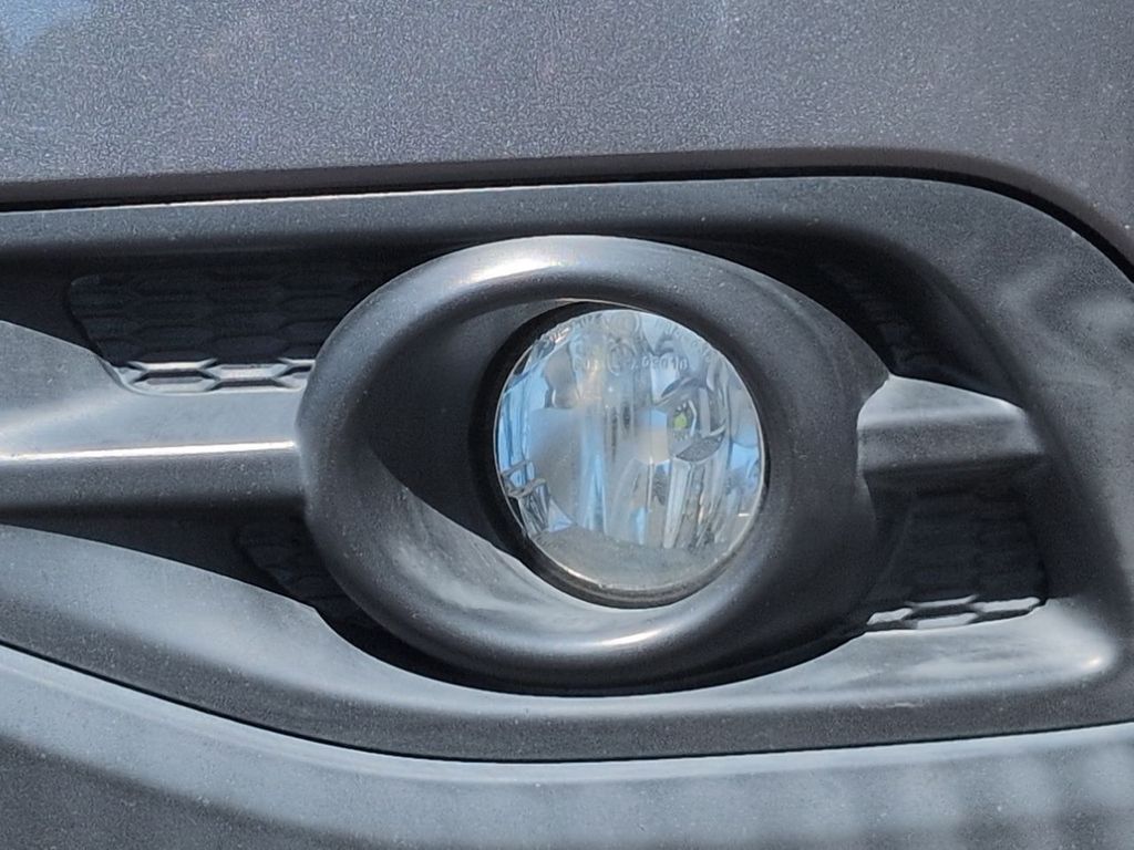 Thumbnail: 2012 Honda CR-V - 25