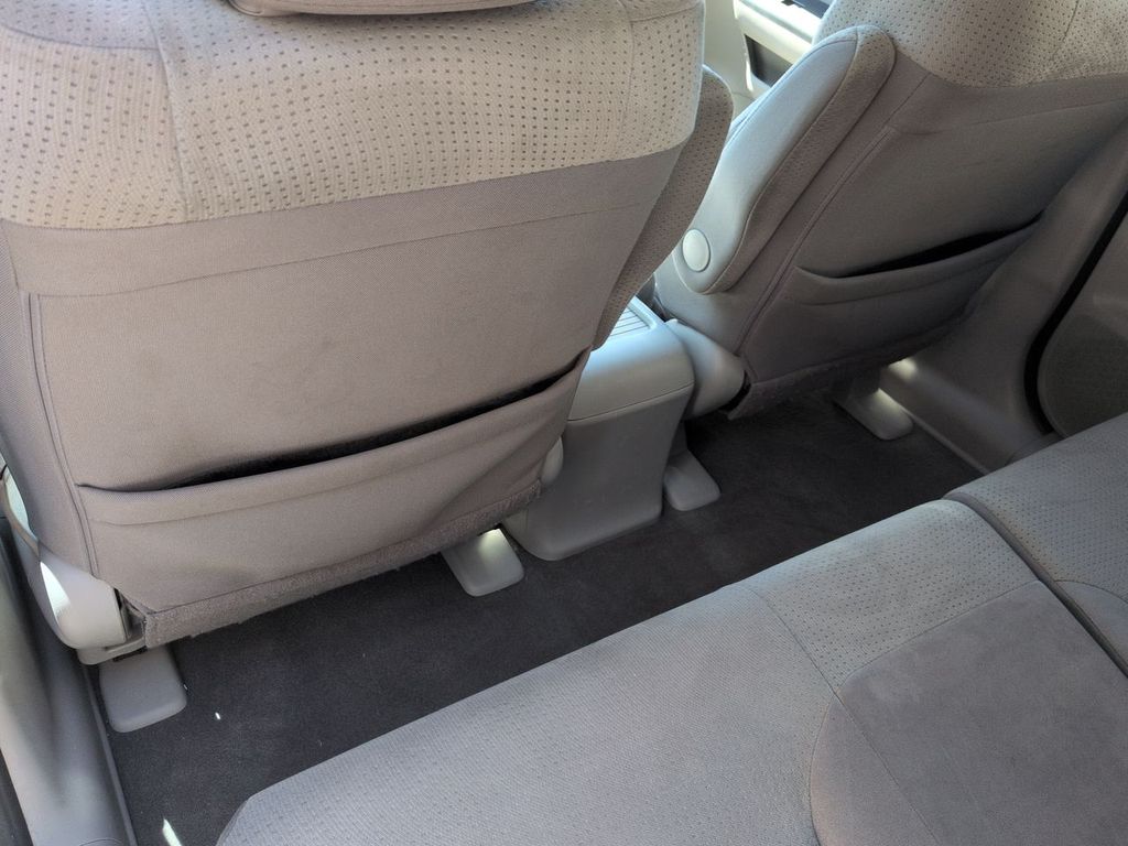 Thumbnail: 2012 Honda CR-V - 27