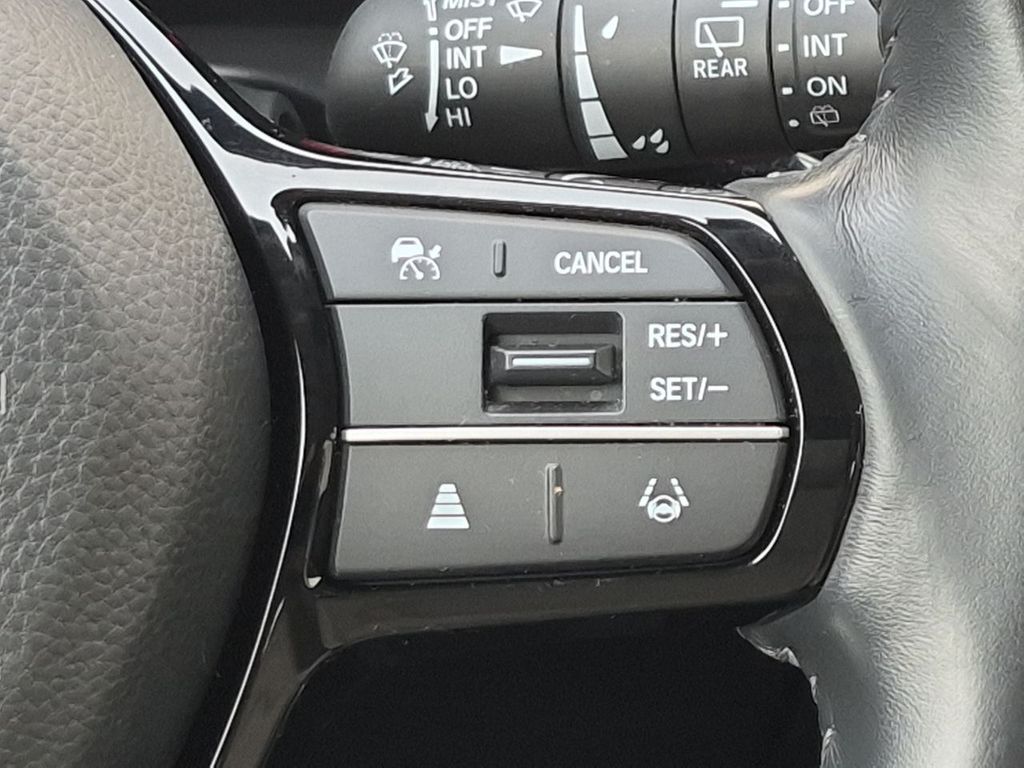 Thumbnail: 2023 Honda CR-V - 32