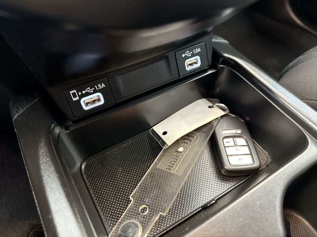 Thumbnail: 2022 Honda CR-V - 17