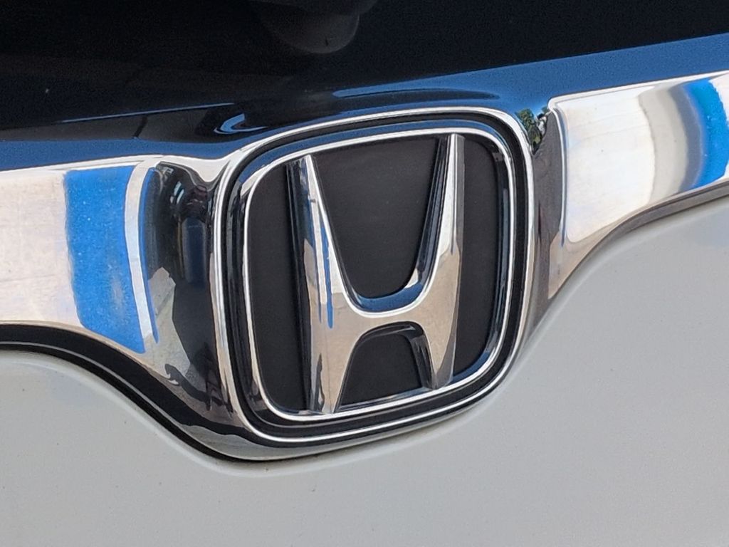 Thumbnail: 2017 Honda CR-V - 7