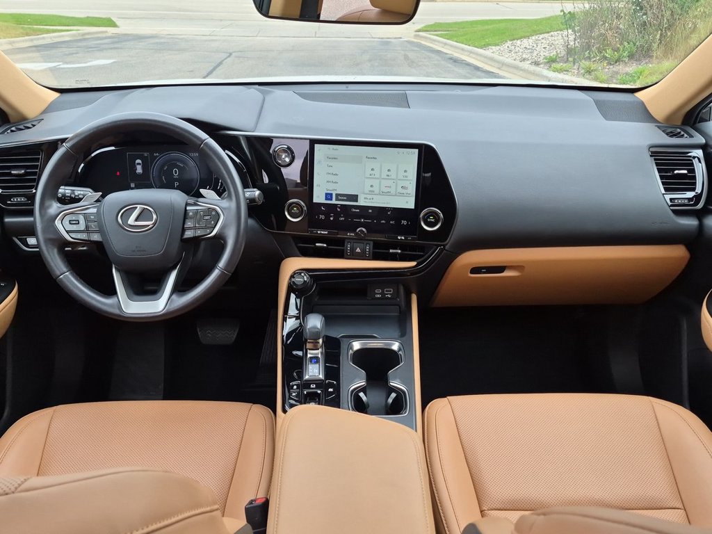 Thumbnail: 2024 Lexus ES - 9