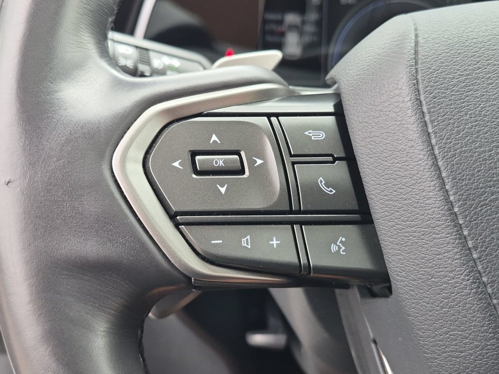 Thumbnail: 2024 Lexus ES - 31