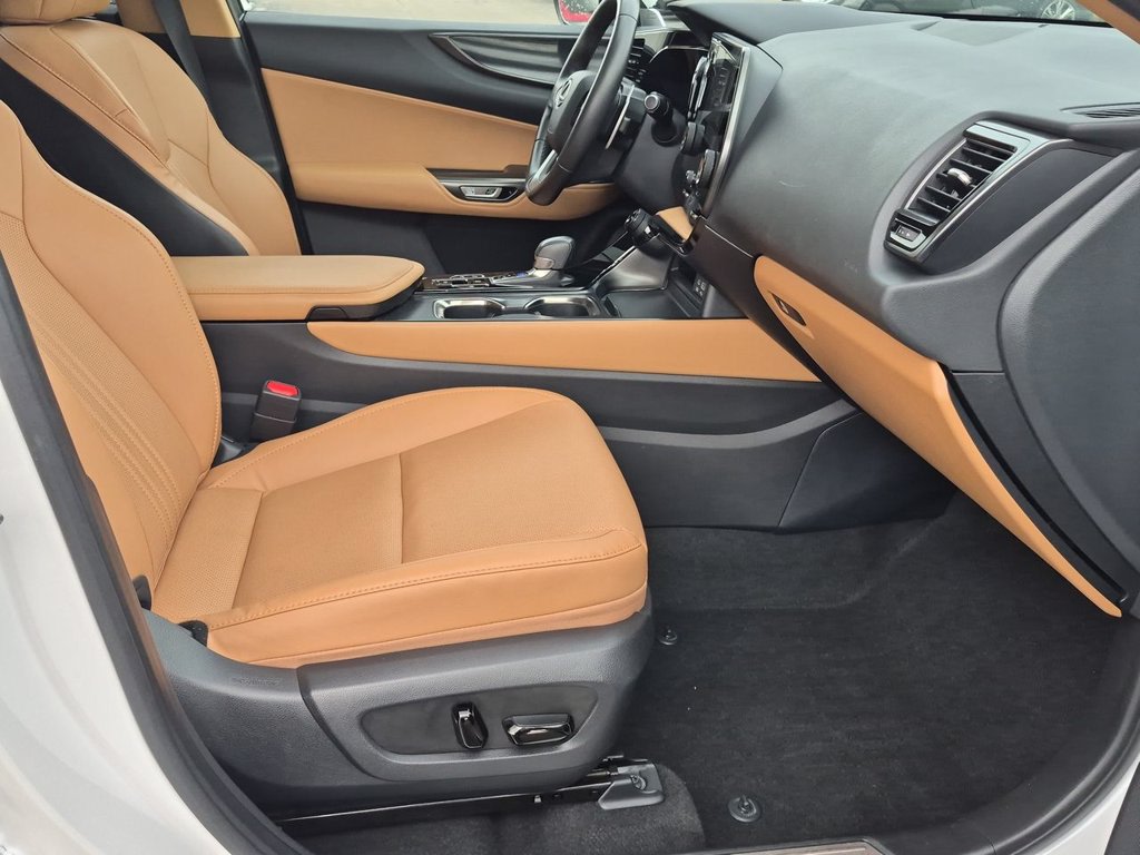 Thumbnail: 2024 Lexus ES - 11