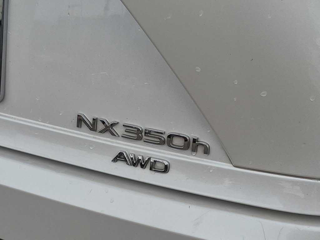 Thumbnail: 2024 Lexus ES - 25