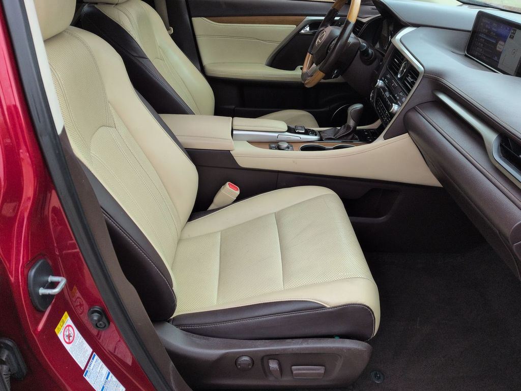 Thumbnail: 2016 Lexus RX - 11