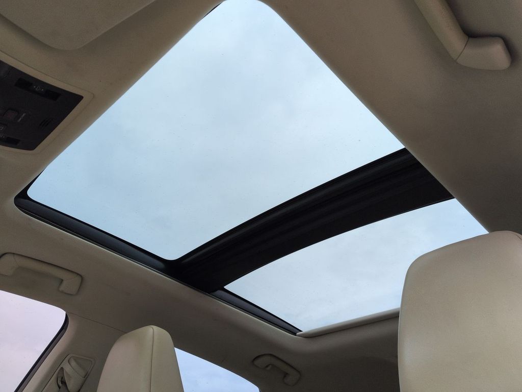 Thumbnail: 2016 Lexus RX - 27
