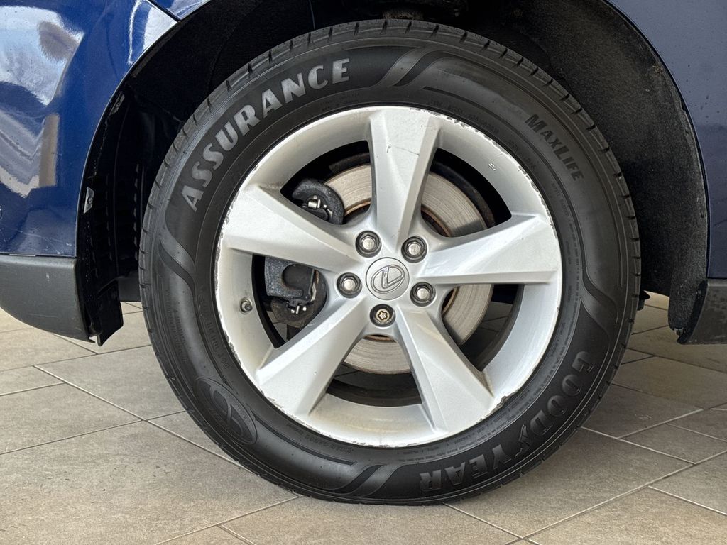 Thumbnail: 2015 Lexus RX - 8