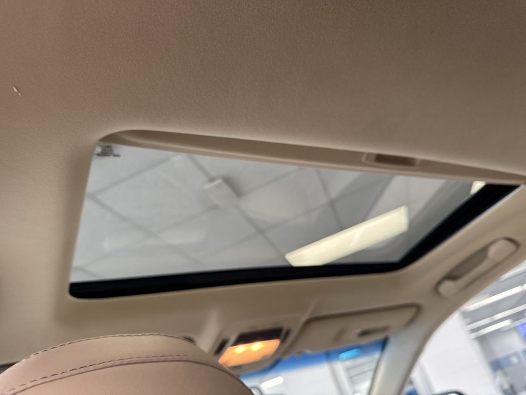 Thumbnail: 2015 Lexus RX - 28