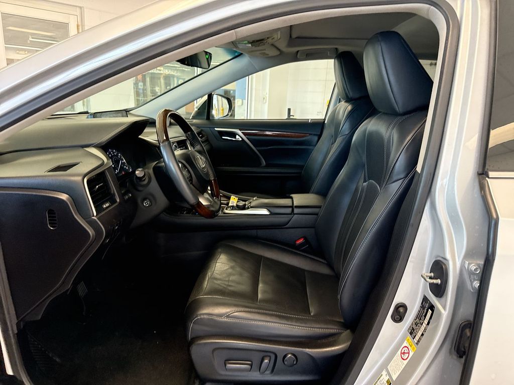 Thumbnail: 2016 Lexus RX - 11