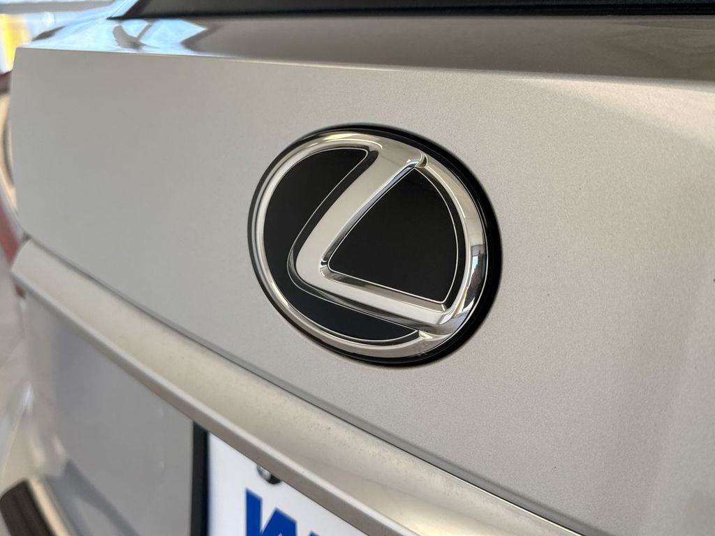 Thumbnail: 2016 Lexus RX - 7