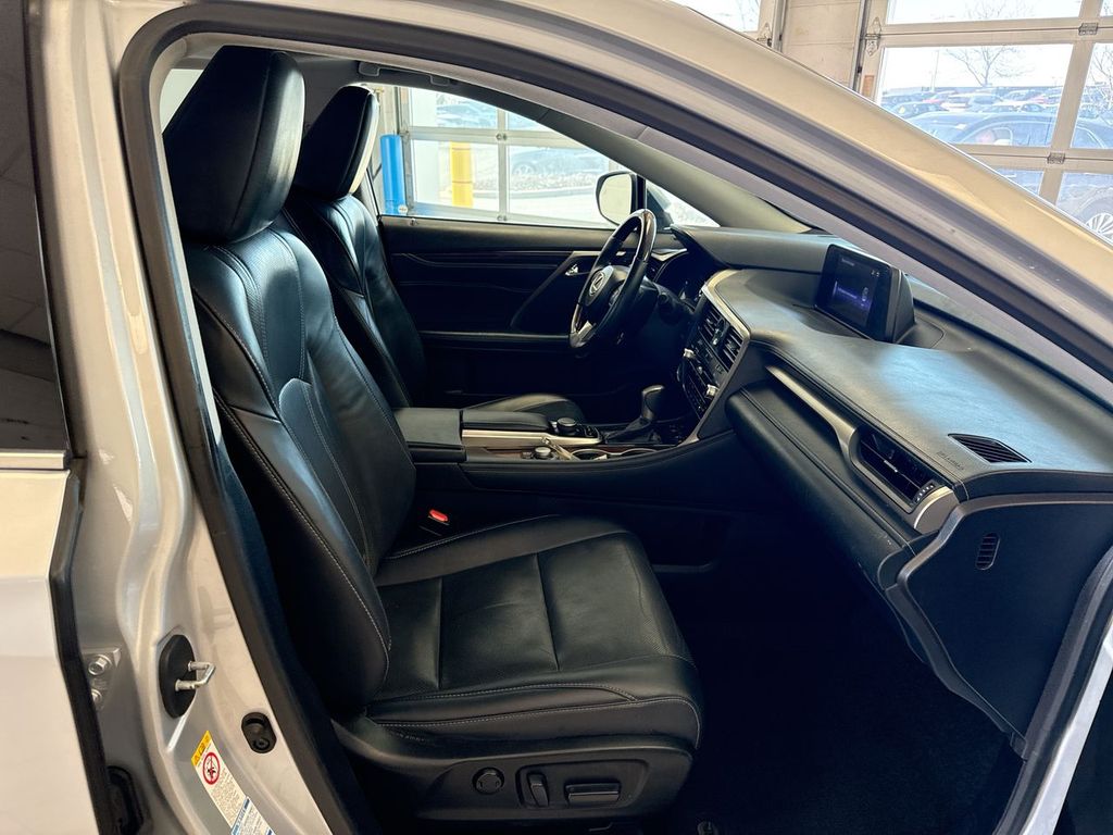 Thumbnail: 2016 Lexus RX - 12