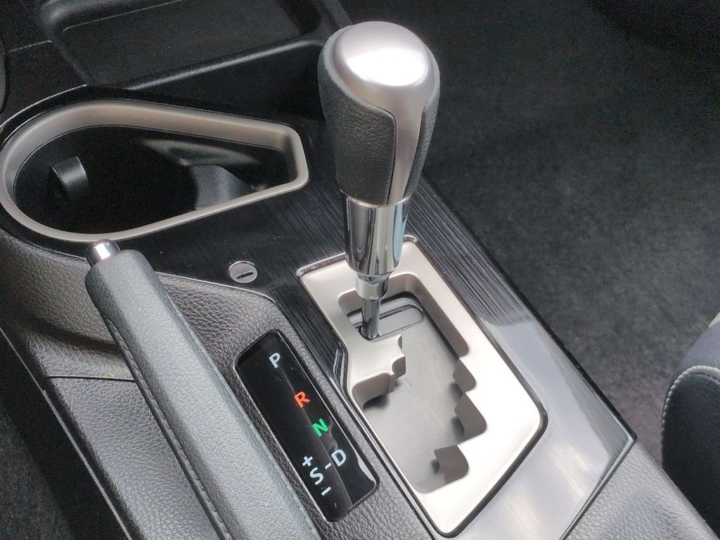Thumbnail: 2016 Toyota RAV4 - 14
