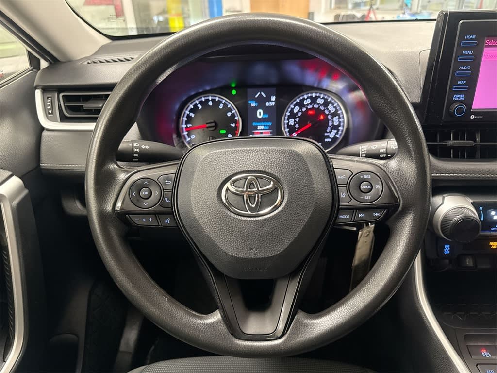 Thumbnail: 2022 Toyota RAV4 - 14