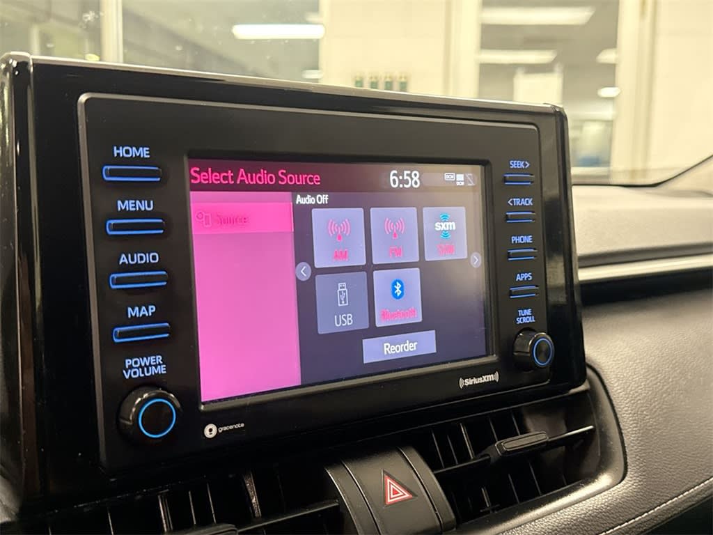 Thumbnail: 2022 Toyota RAV4 - 34