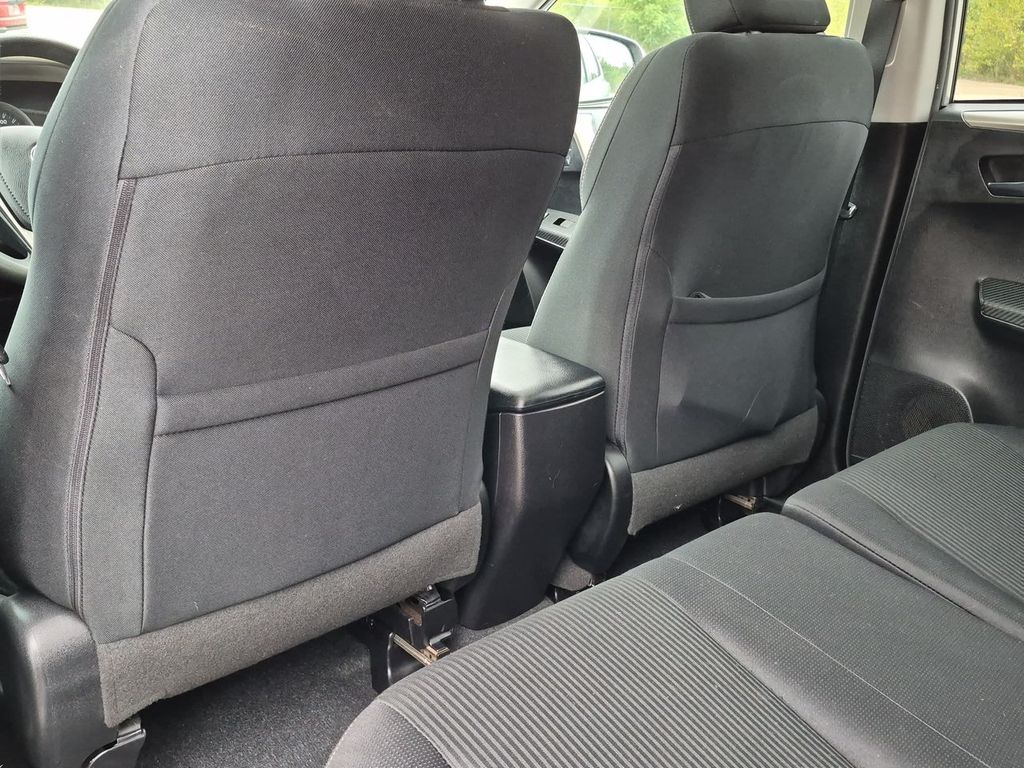 Thumbnail: 2015 Toyota RAV4 - 12