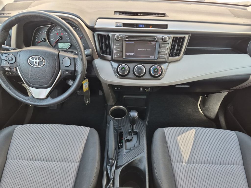 Thumbnail: 2014 Toyota RAV4 - 9