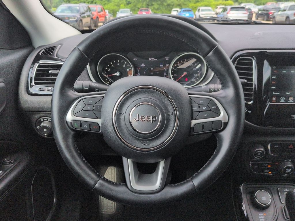 Thumbnail: 2020 Jeep Compass - 13