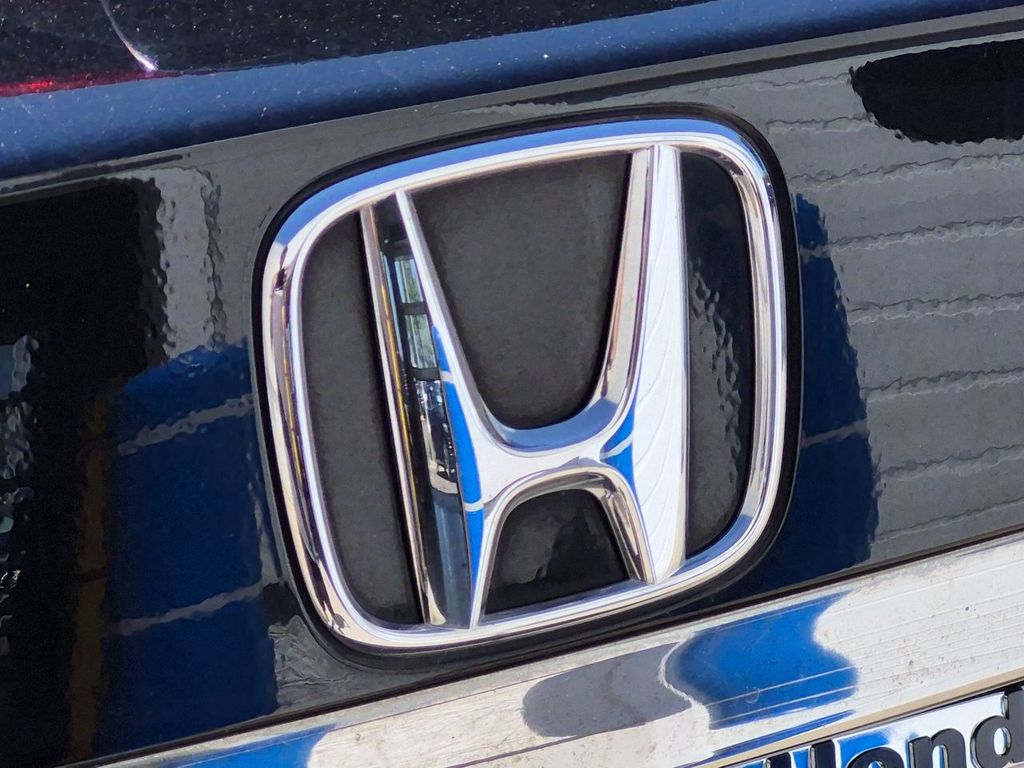 Thumbnail: 2019 Honda HR-V - 8
