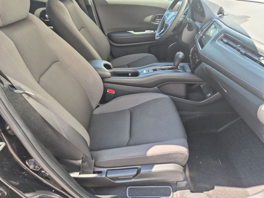 Thumbnail: 2019 Honda HR-V - 11