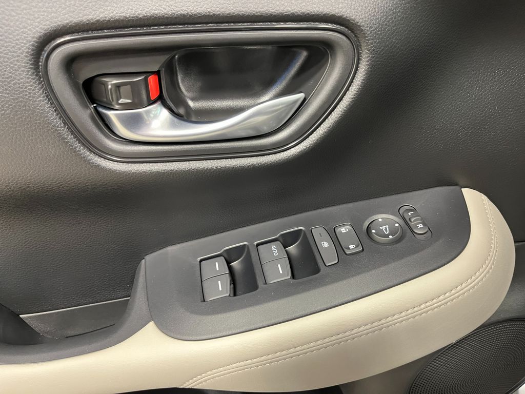 Thumbnail: 2027 Honda HR-V - 20