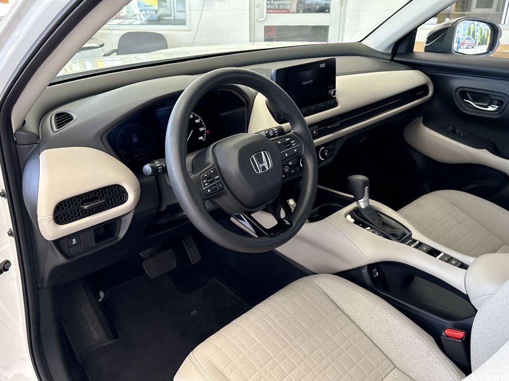 Thumbnail: 2023 Honda HR-V - 2