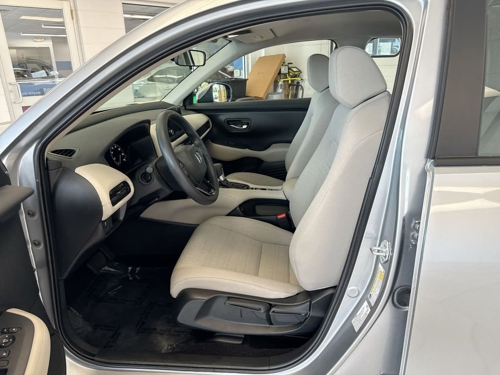 Thumbnail: 2025 Honda HR-V - 10