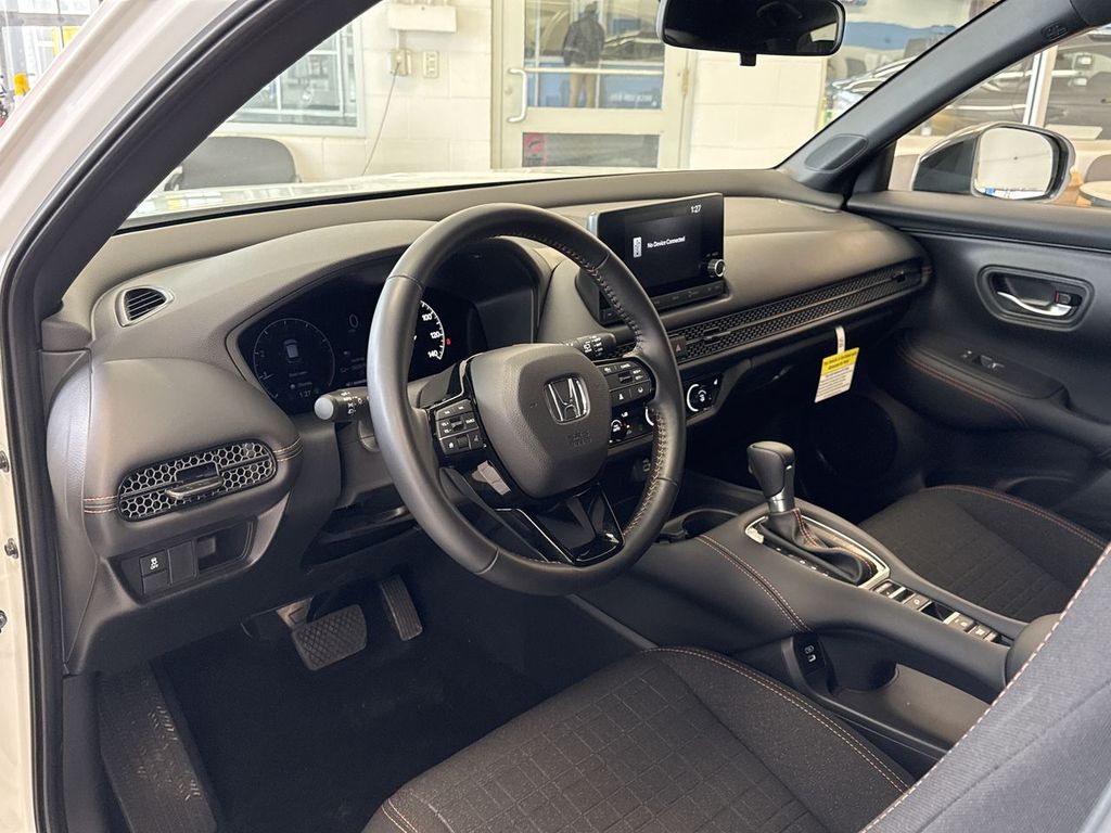 Thumbnail: 2026 Honda HR-V - 2