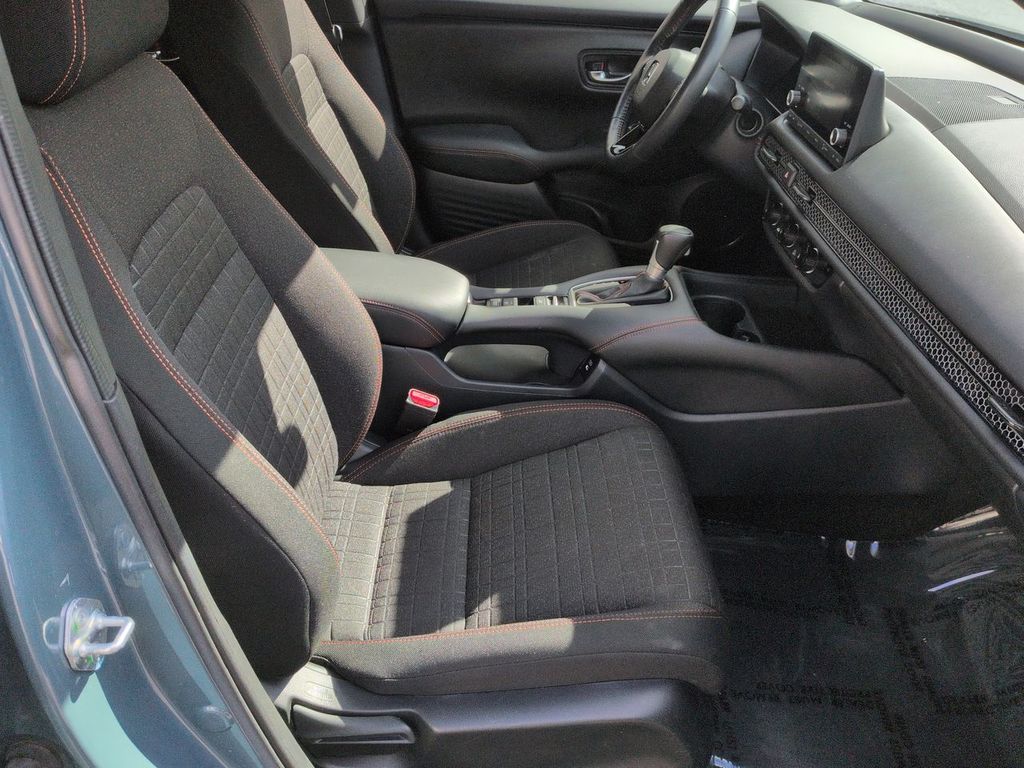 Thumbnail: 2024 Honda HR-V - 11