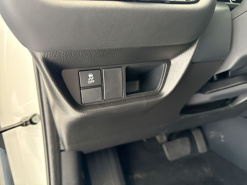 Thumbnail: 2026 Honda HR-V - 33