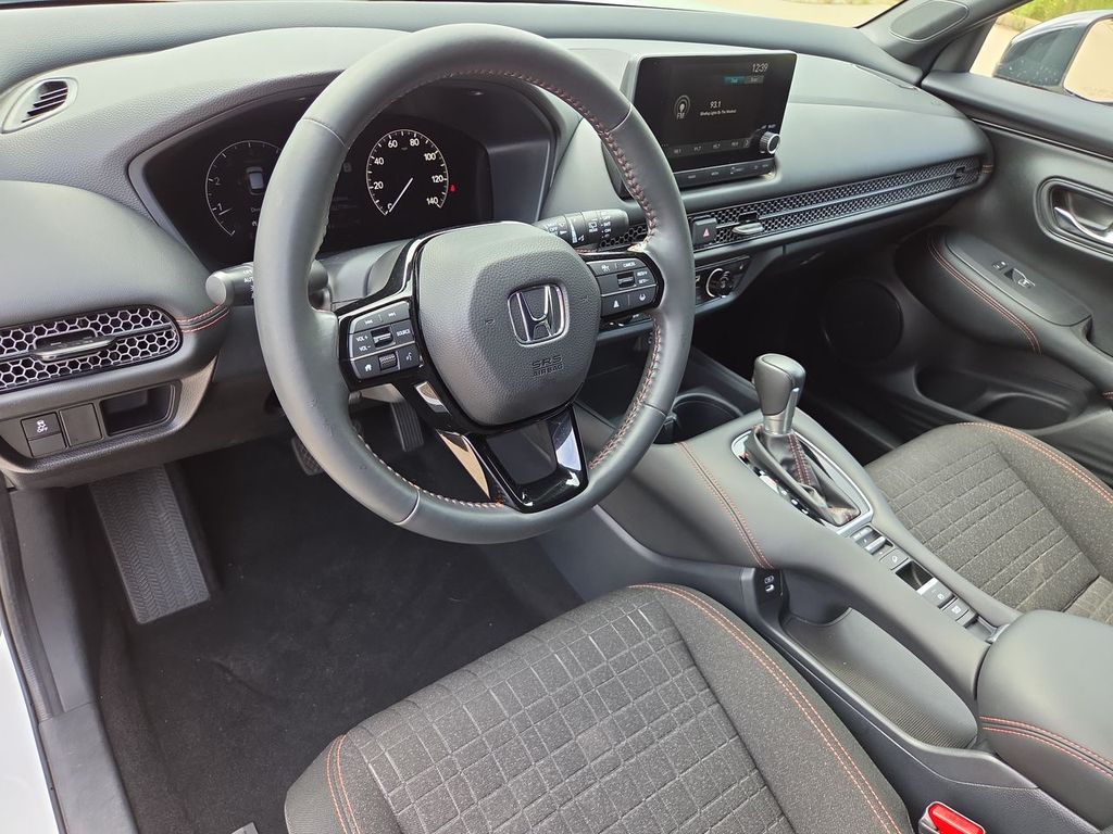Thumbnail: 2024 Honda HR-V - 2