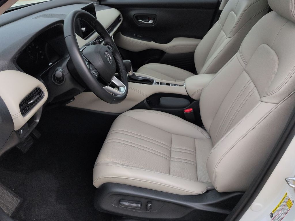 Thumbnail: 2026 Honda HR-V - 10