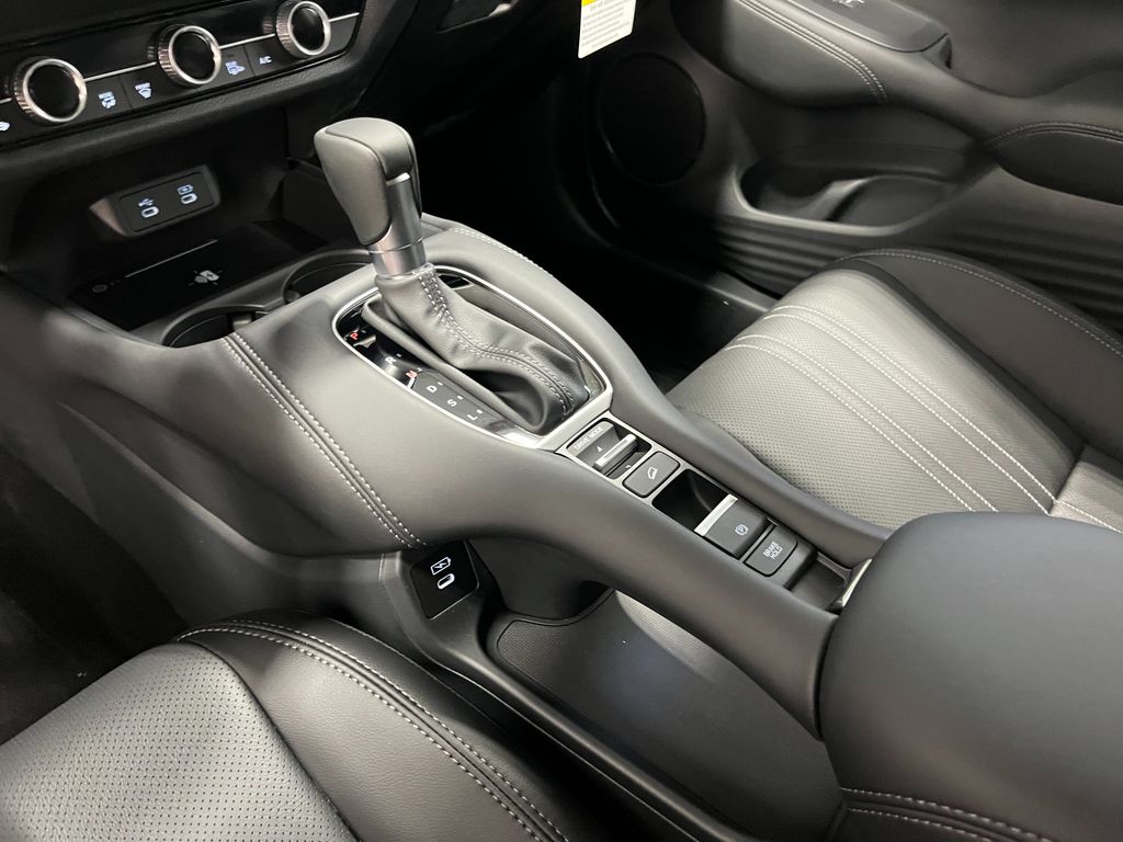 Thumbnail: 2026 Honda HR-V - 13